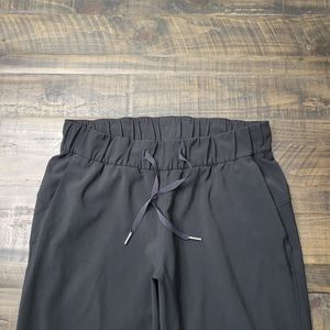 LULULEMON On The‎ Fly Pants | 6